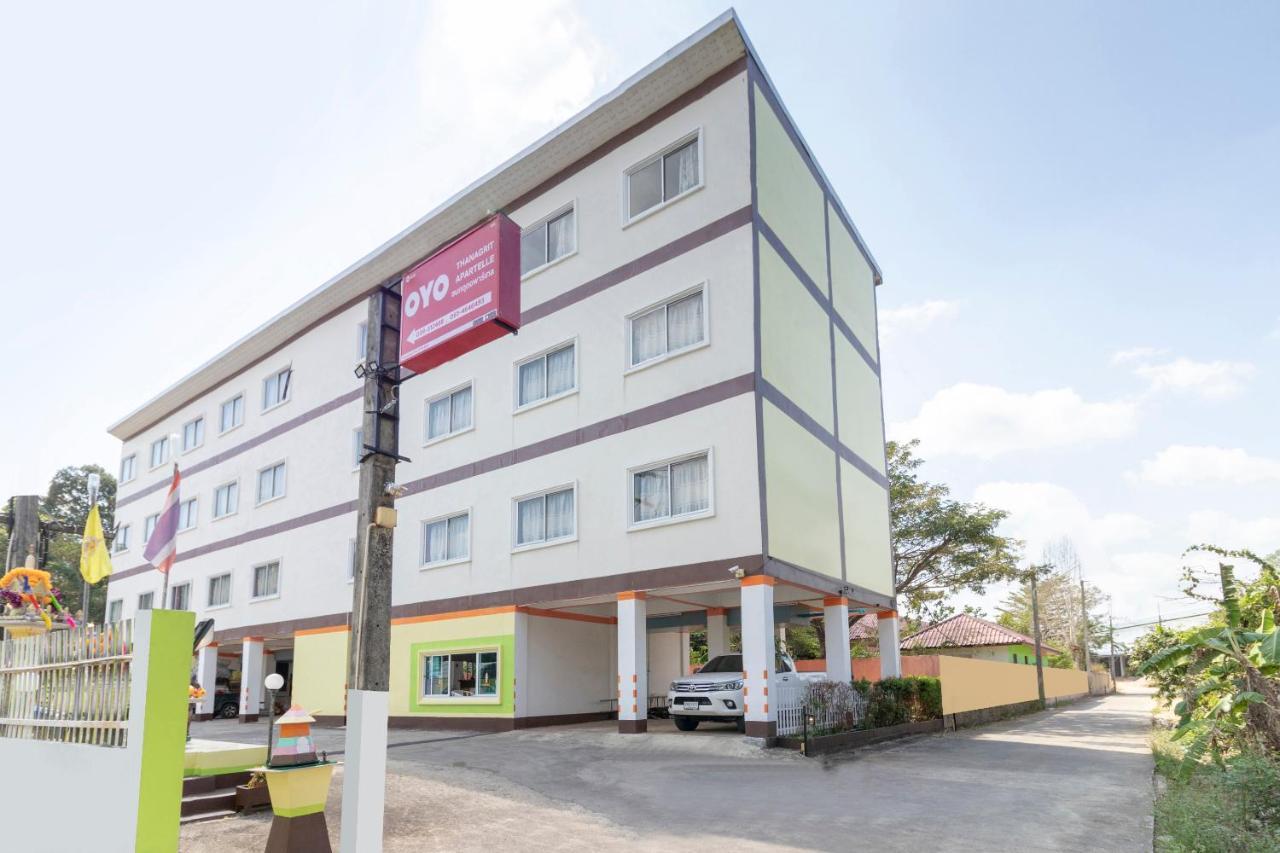 Oyo 632 Thanagrit Apartelle Tha Mai Екстер'єр фото